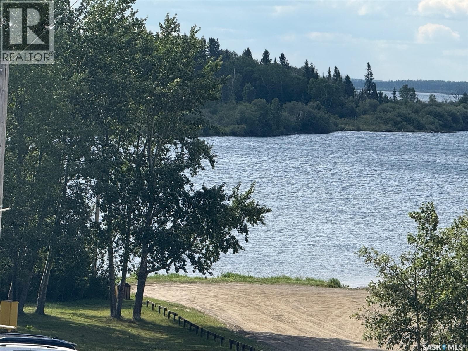 808 La Ronge AVENUE — photo 3