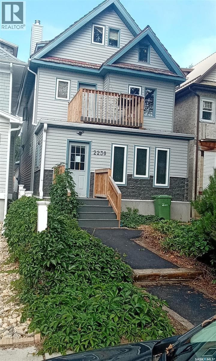 2230 Retallack STREET — photo 2