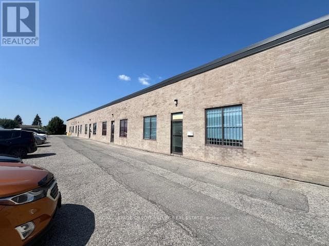 670 HARDWICK ROAD photo 4