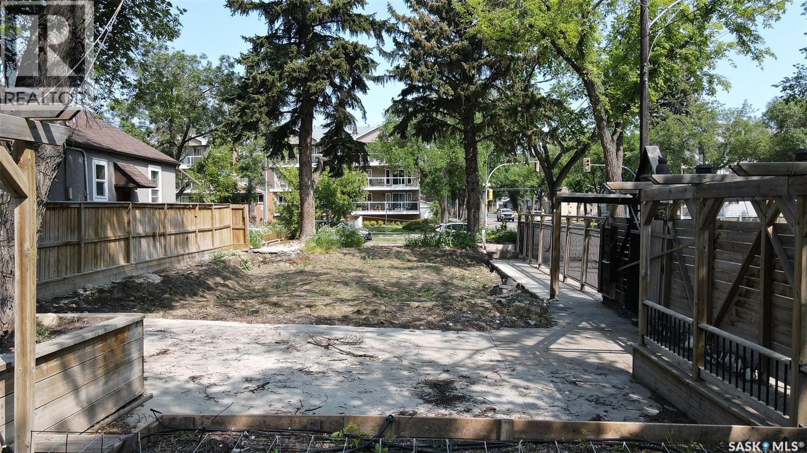928 Main STREET — photo 2