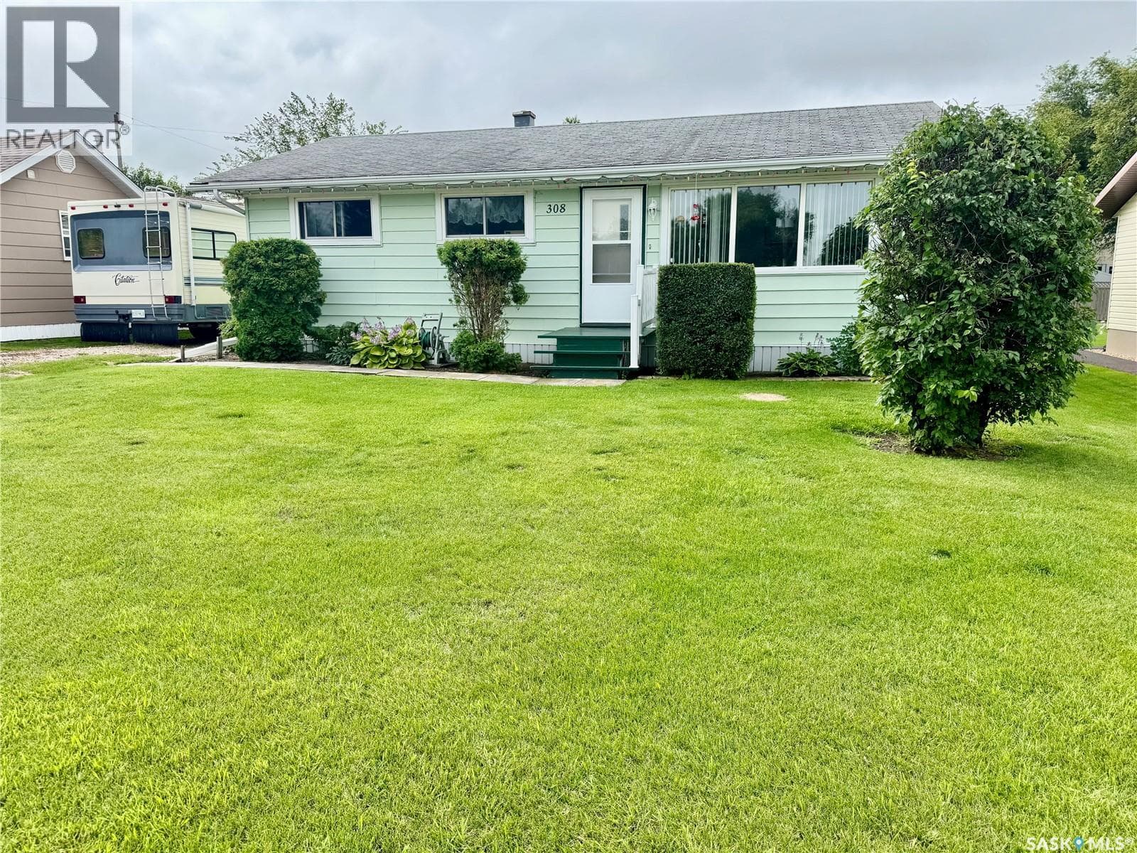 4 bed 2 bath single family at 308 Scott STREET — $285,000