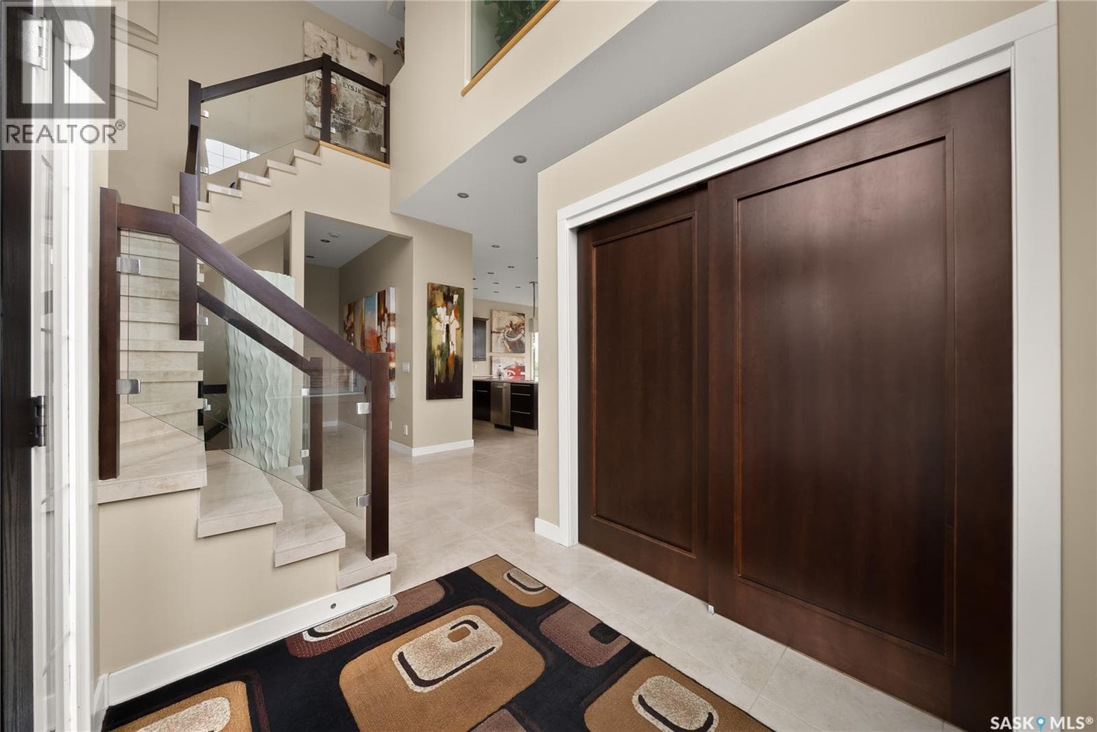 6110 Wascana COURT — photo 2