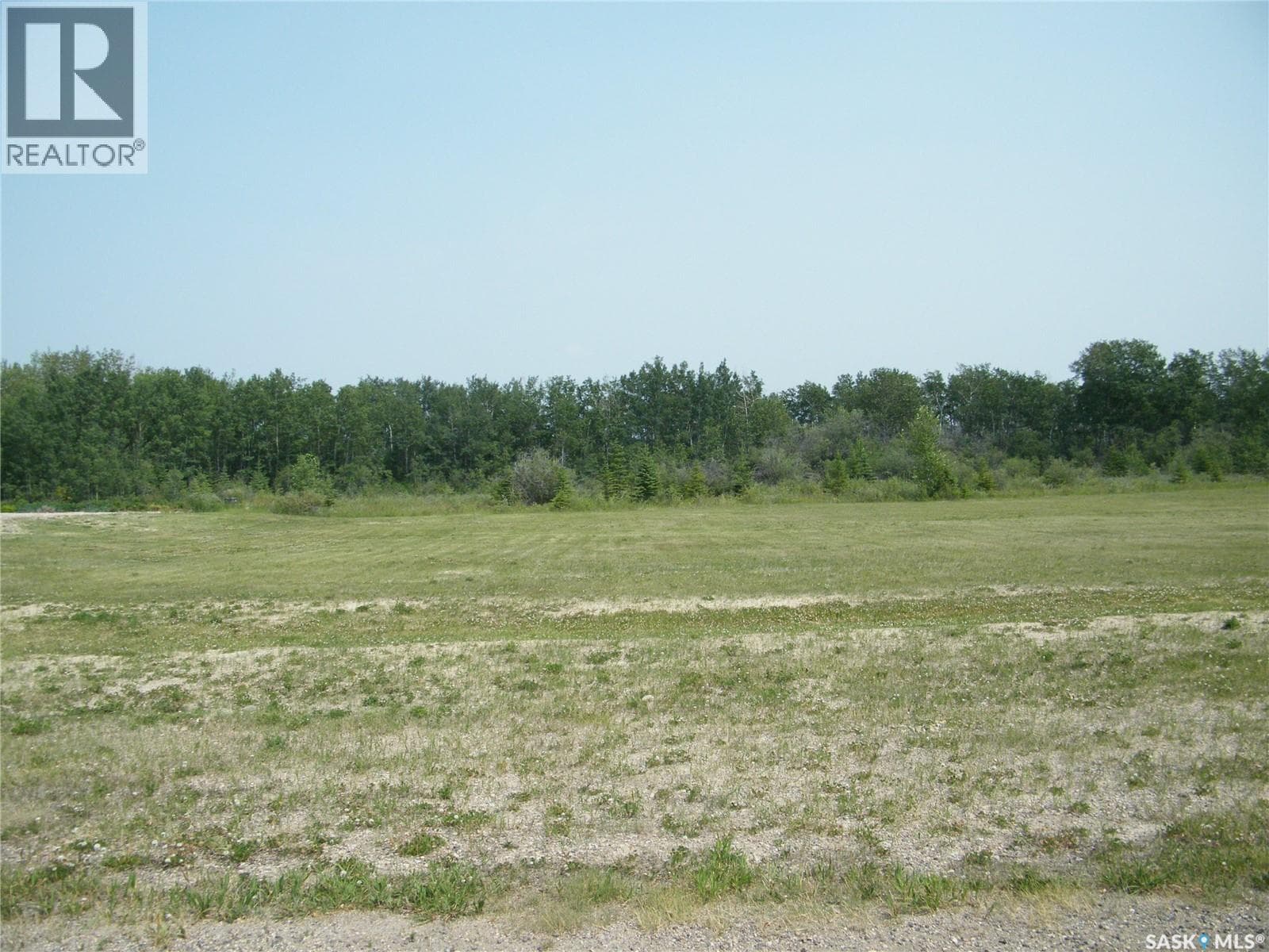 310 Railway AVENUE N — photo 2