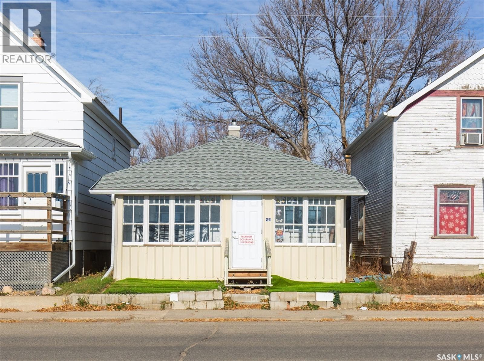 426 Fairford STREET W