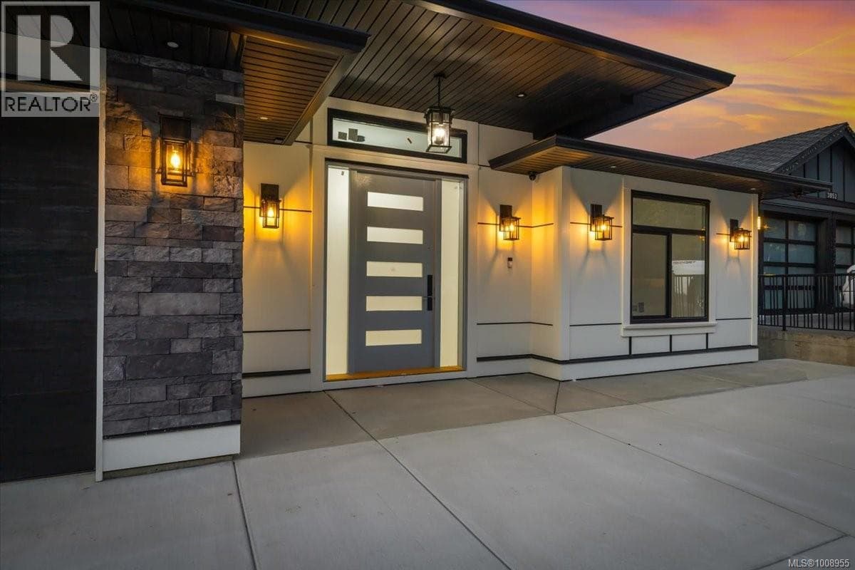 3856 Gulfview Dr photo 2