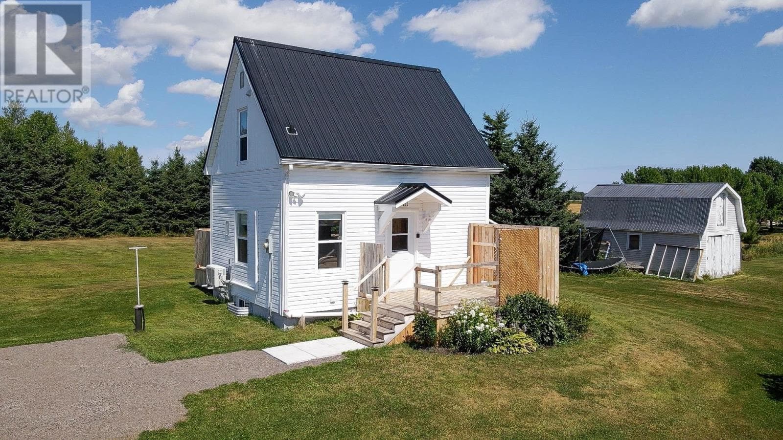 928 Buchanan Road photo 2