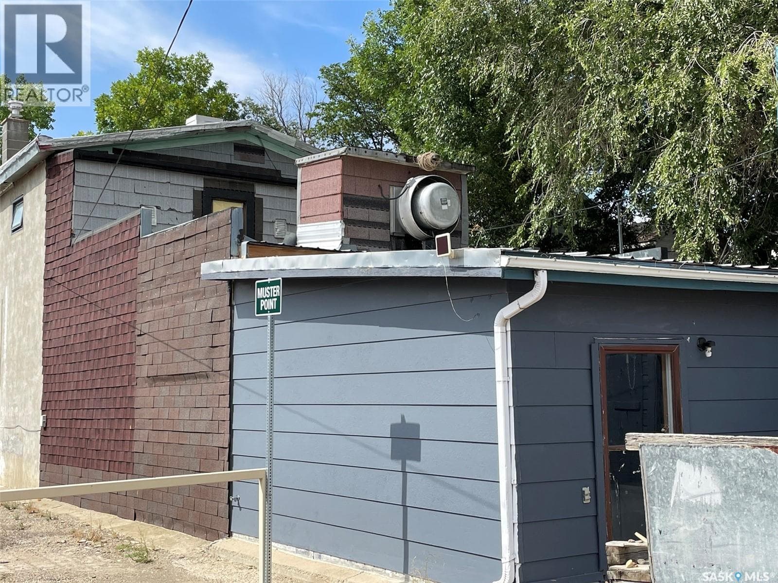 407 Main STREET — photo 4