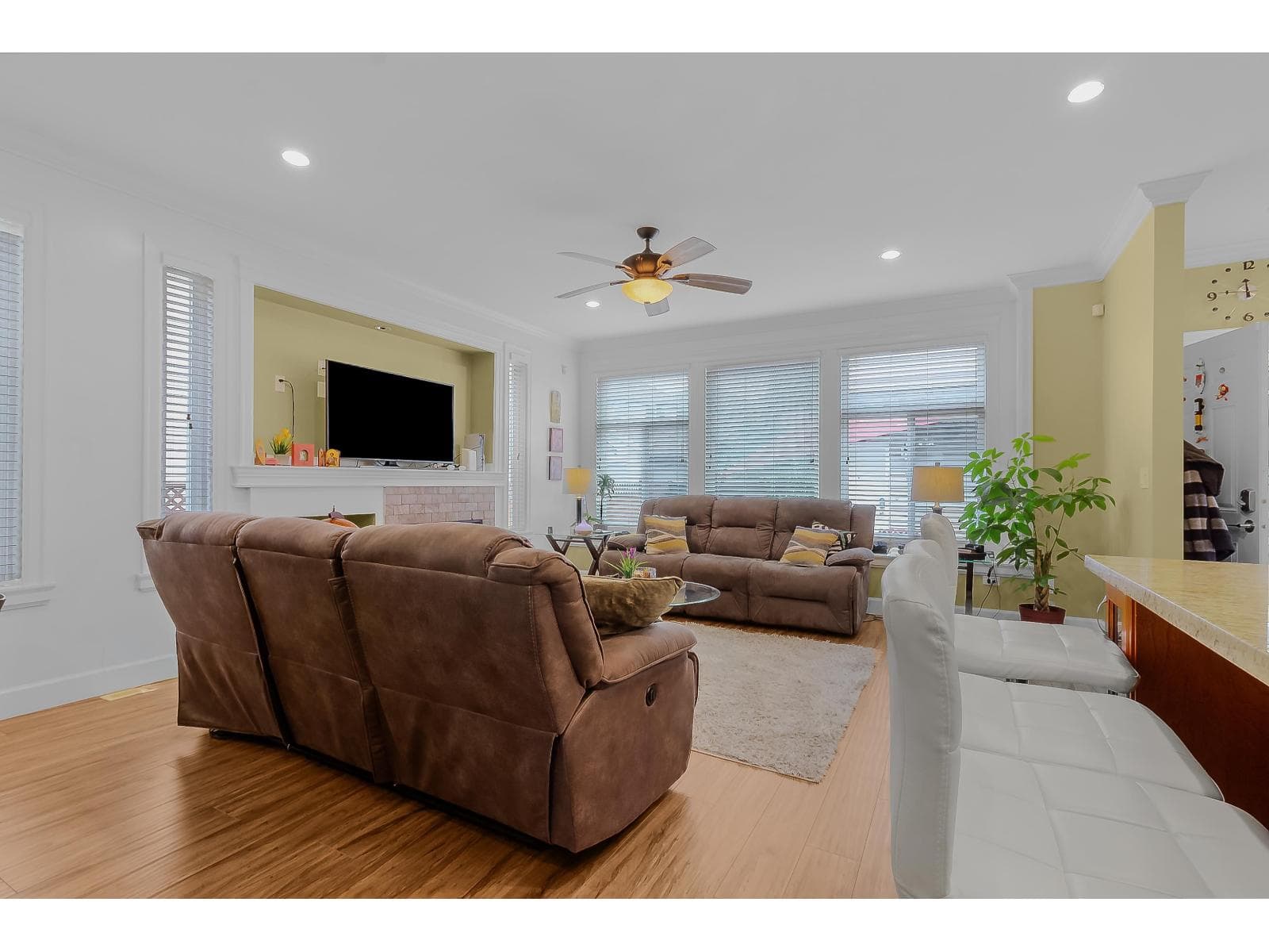 19913 72 AVENUE photo 5