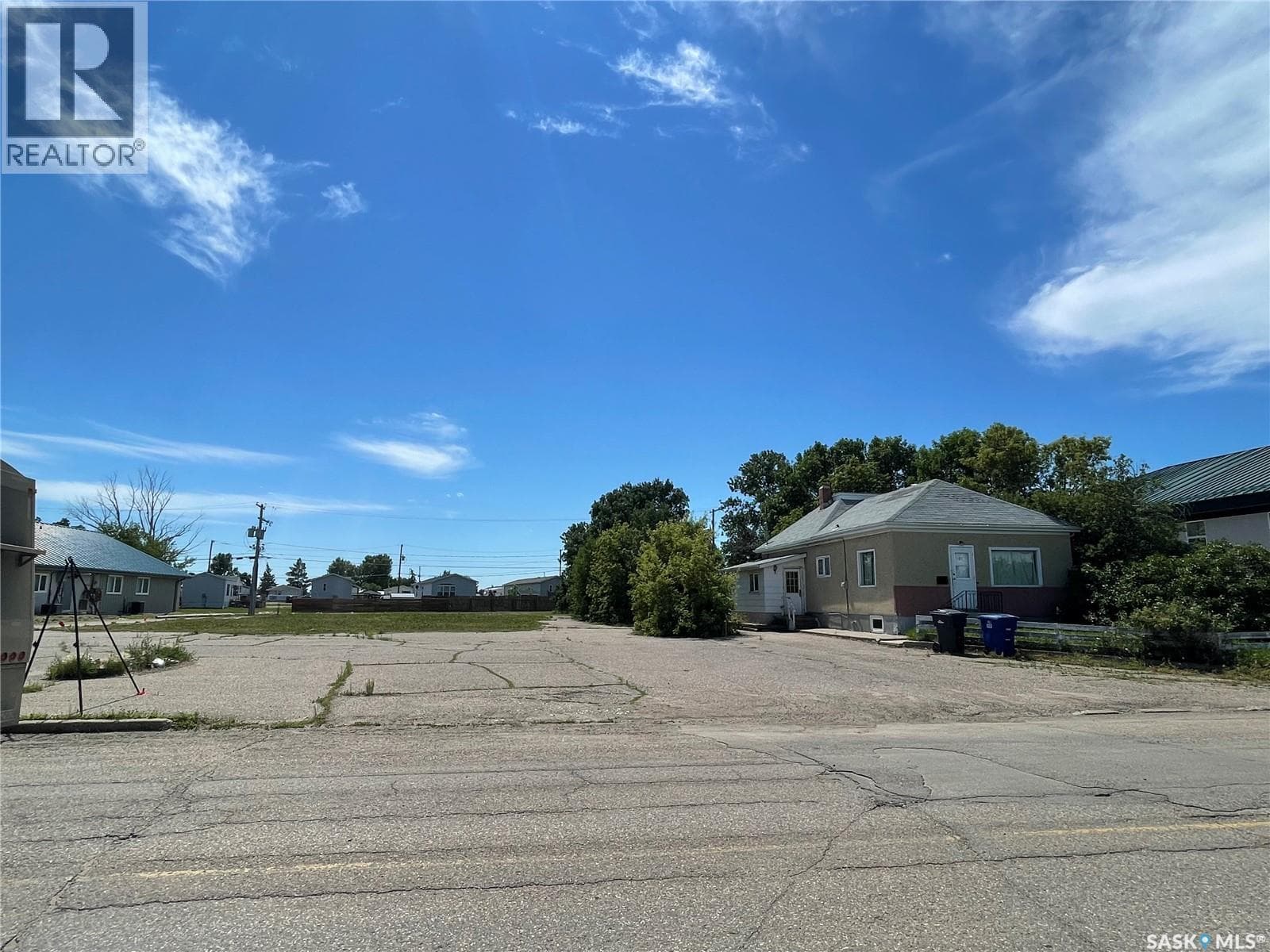 112 & 120 SIMS AVENUE