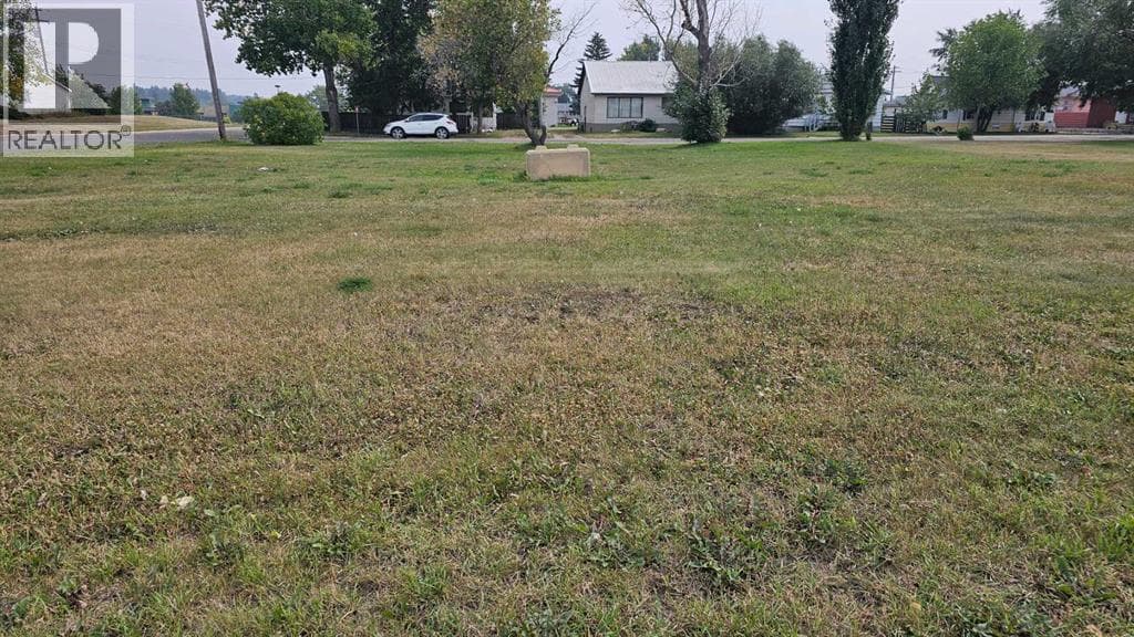 5010 52 Street — photo 2