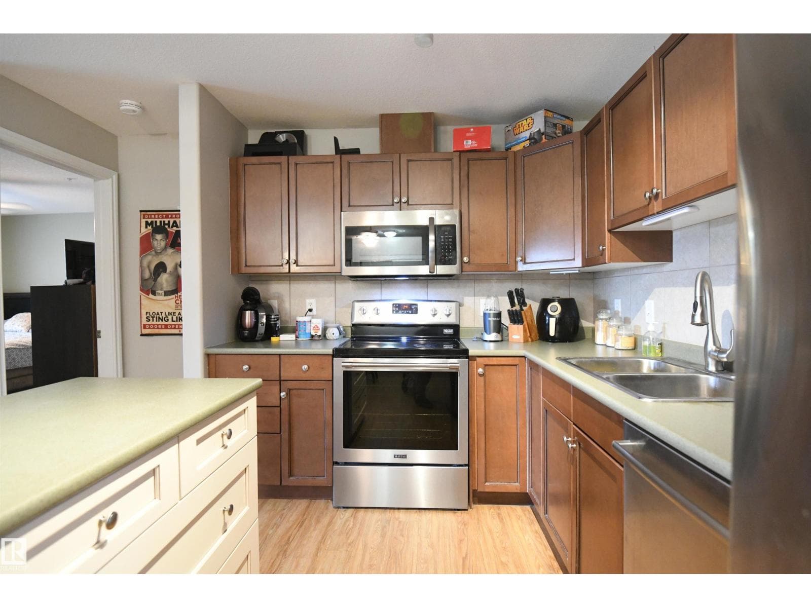 #130 50 WOODSMERE — photo 4