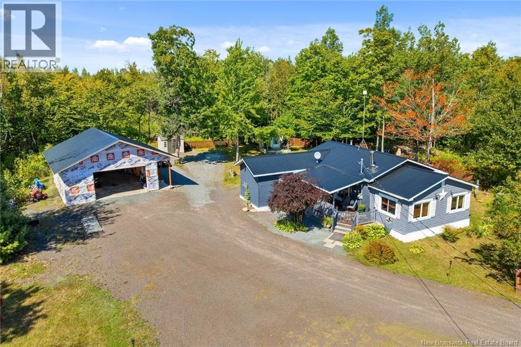 1677 Bronson Sett Road photo 3