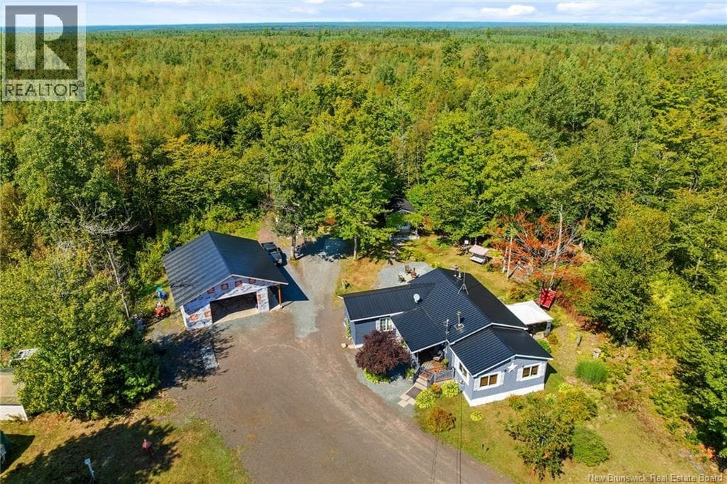 1677 Bronson Sett Road photo 4