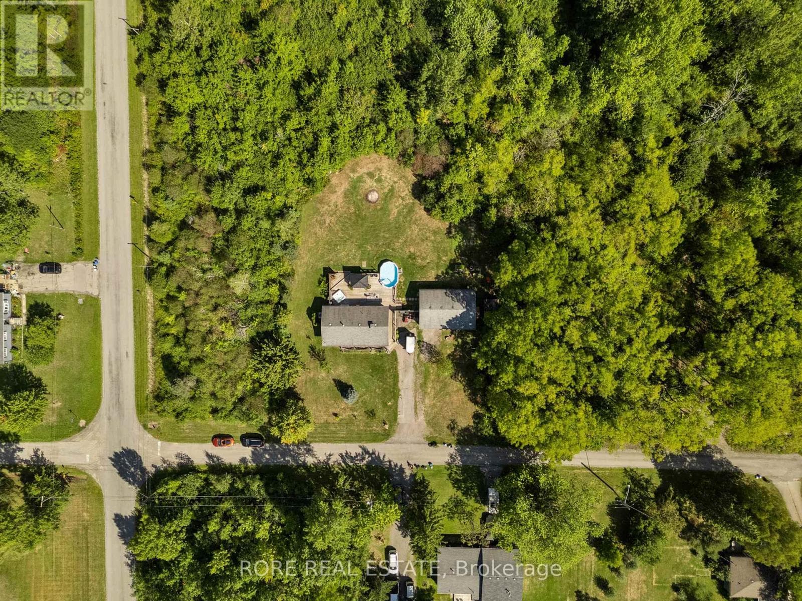 2858 BEACH AVENUE photo 3