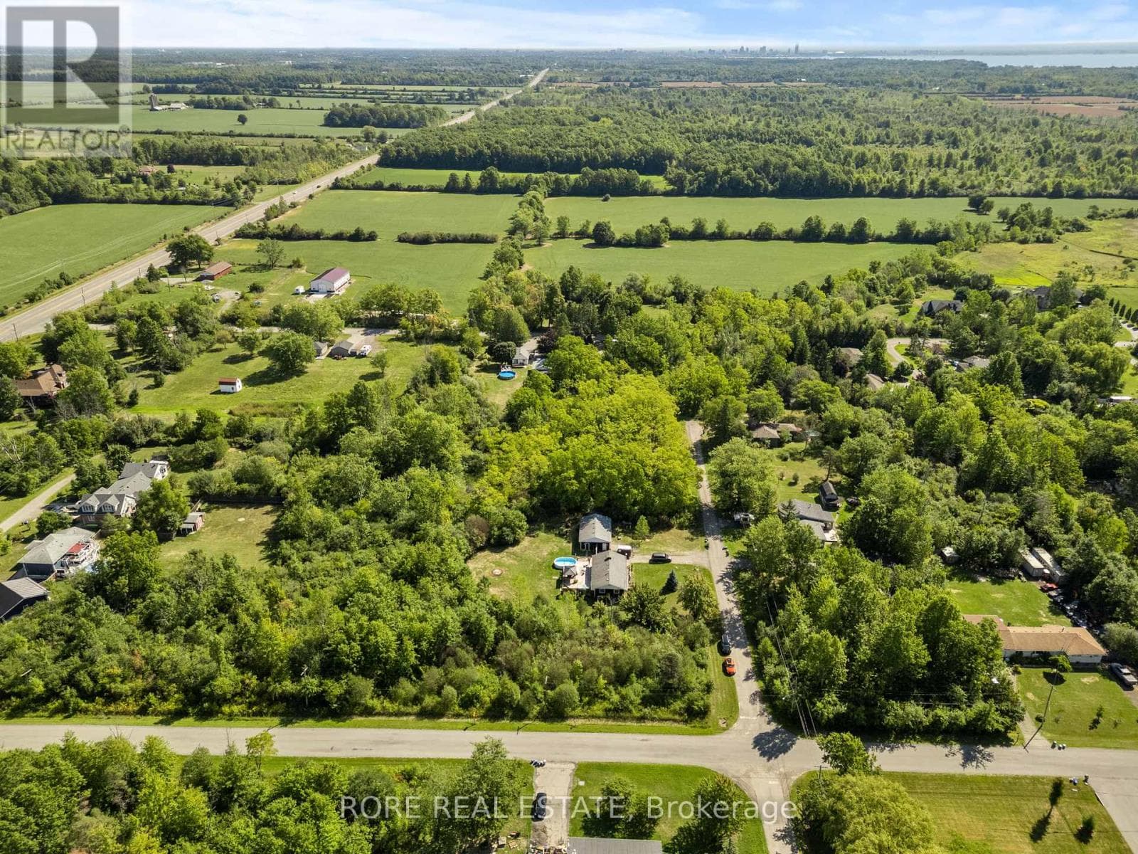 2858 BEACH AVENUE photo 4