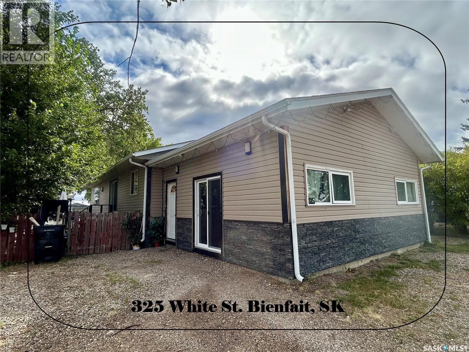 325 White STREET