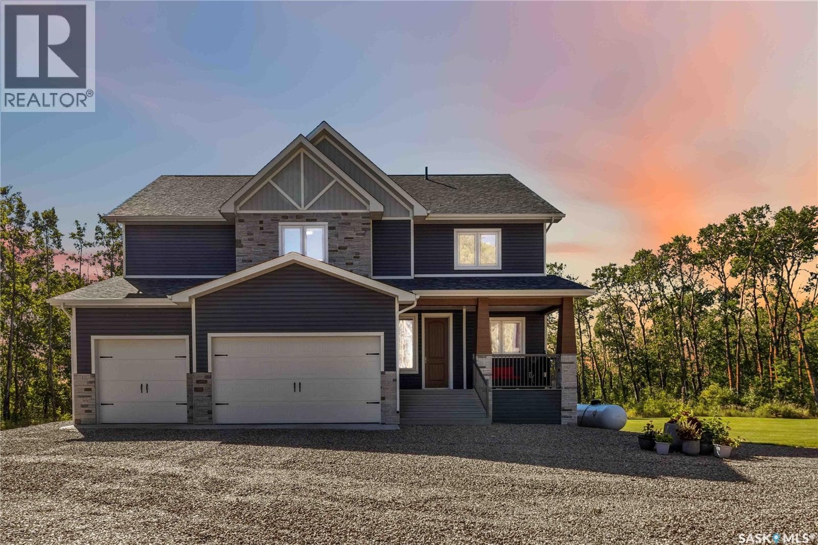 Lakefront Luxury on Little Loon — photo 2