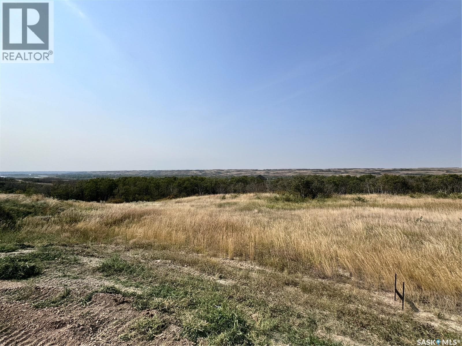 33 Saskatchewan HEIGHTS — photo 3