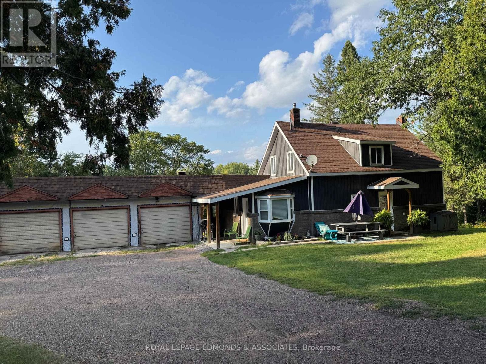 2 bed 2 bath single family at 27 STENCELLS ROAD — $680,000