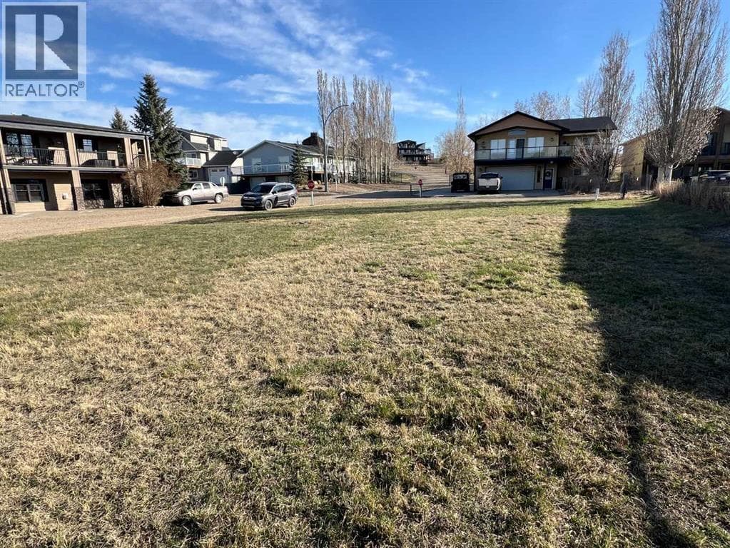 446 Sunset Drive — photo 3