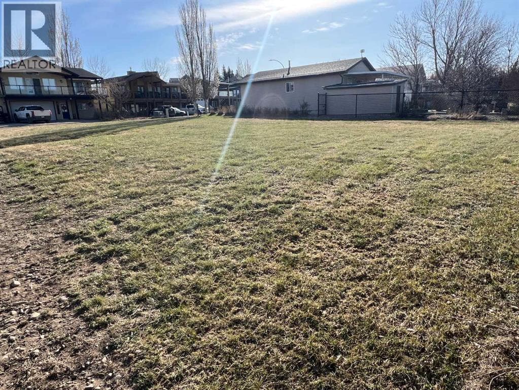446 Sunset Drive — photo 4