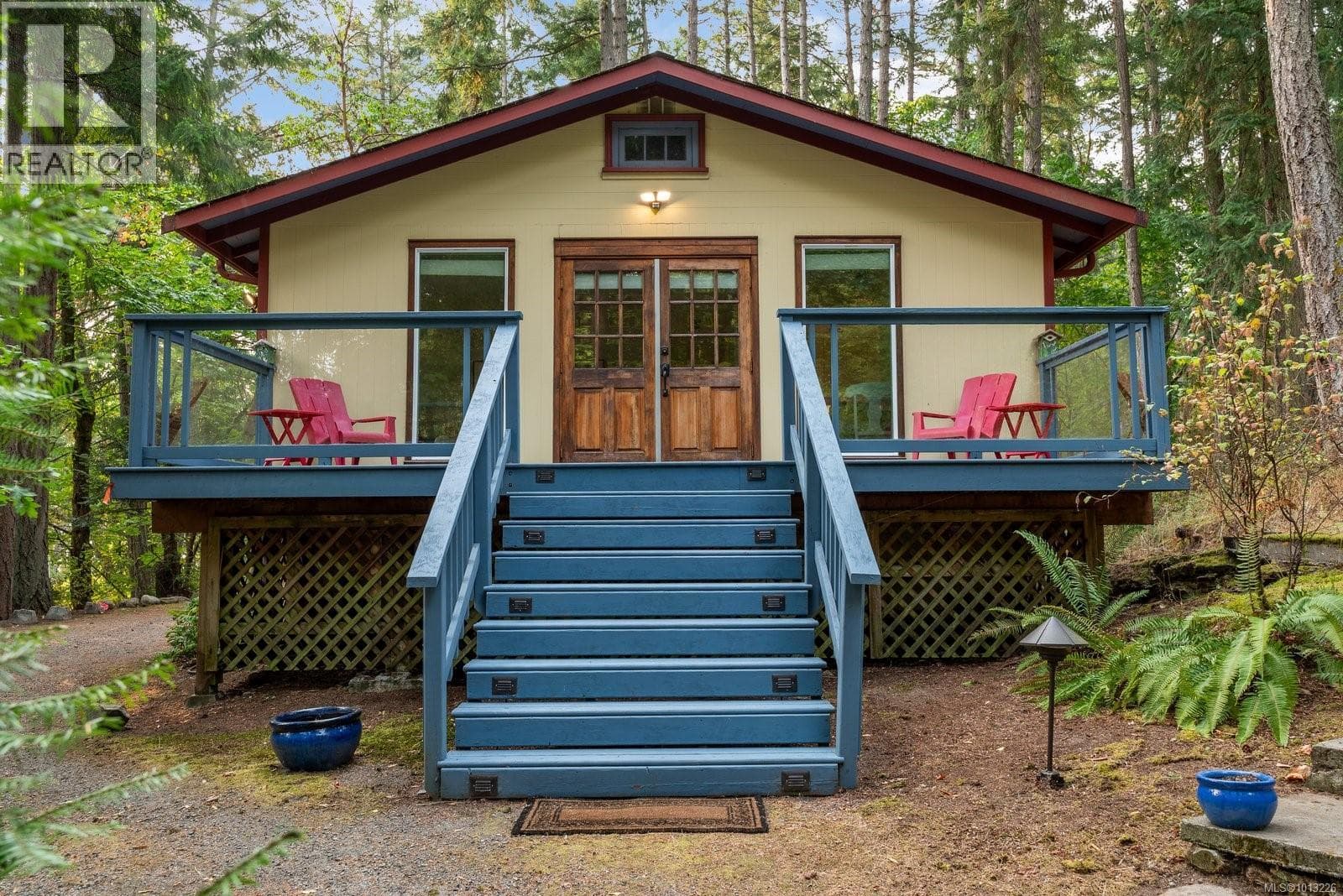2 bed 1 bath single family at 99 Captain Morgans Blvd — $519,000