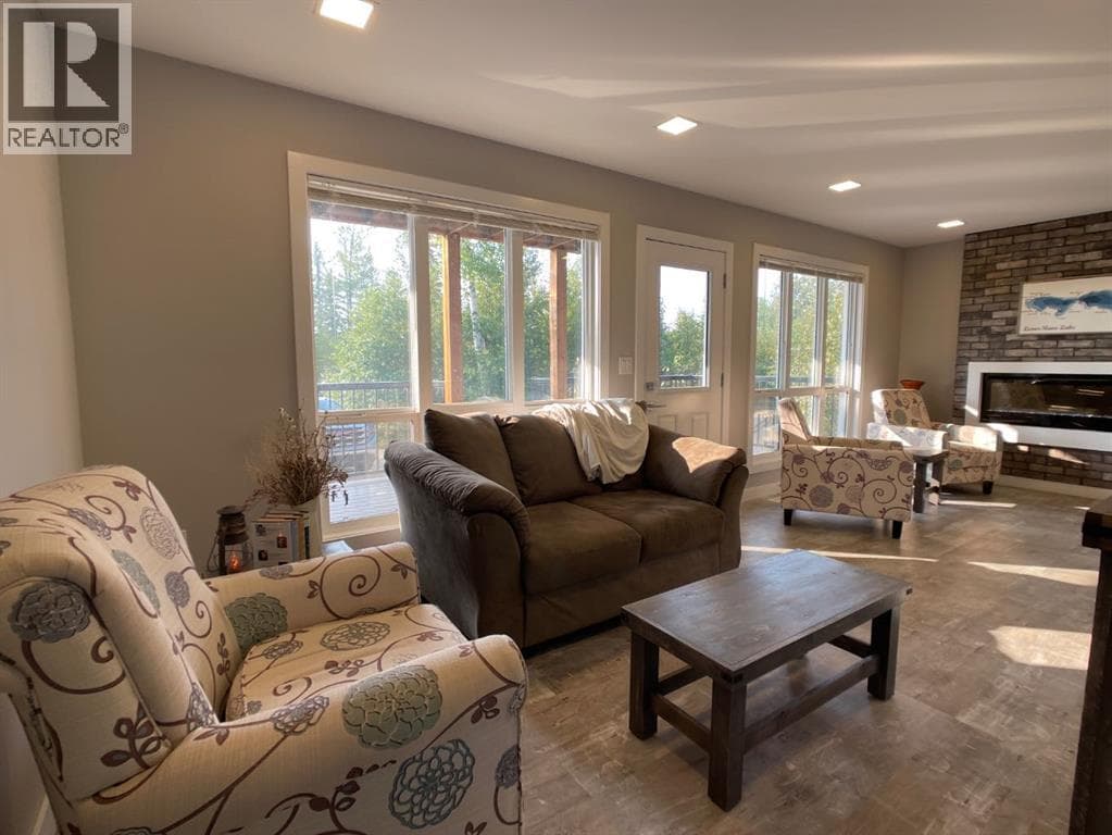 83 13415 Township 752A — photo 5