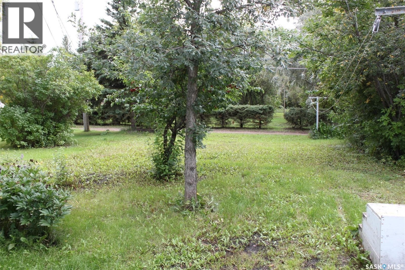 310 1st AVENUE W — photo 4