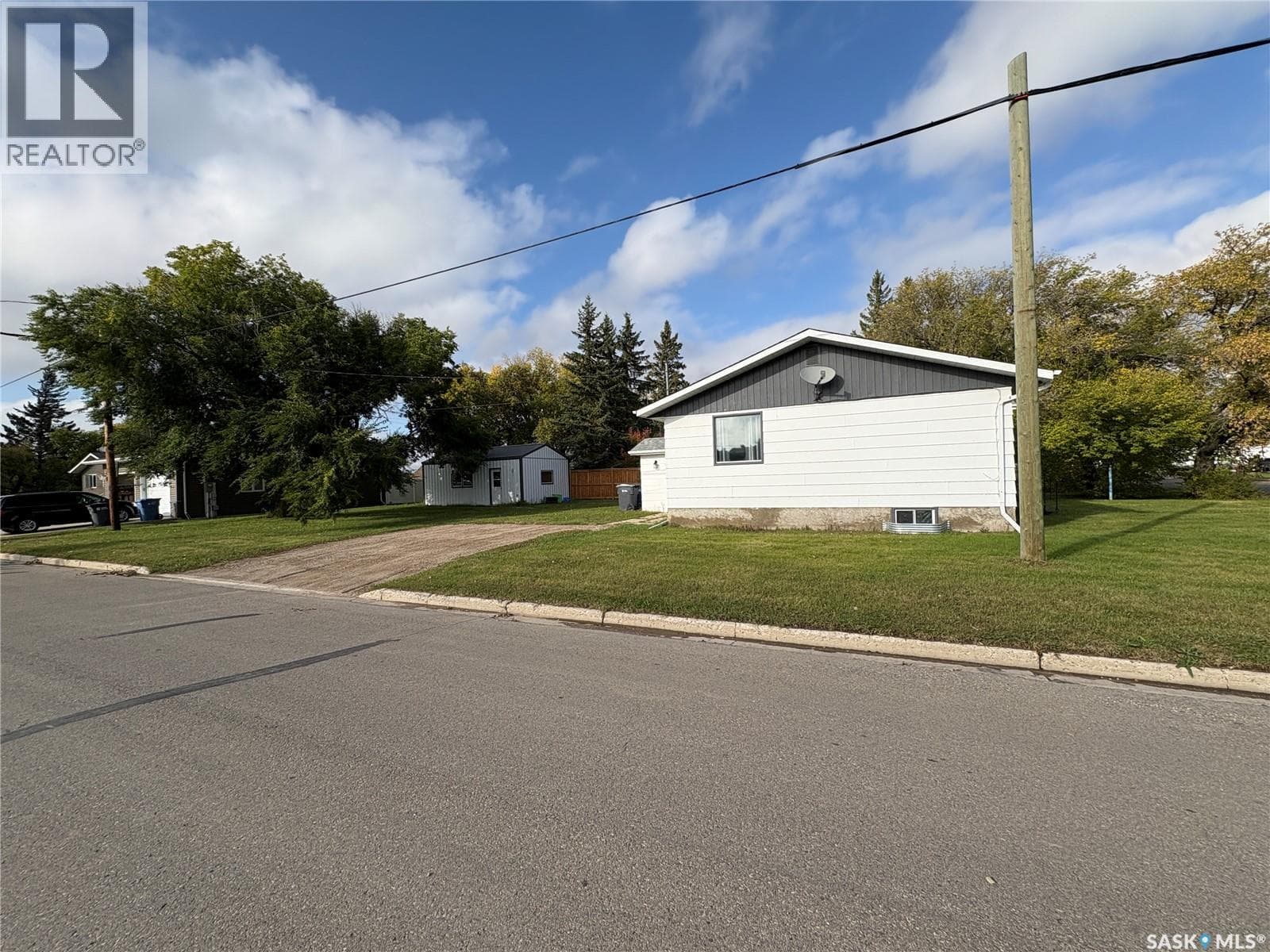 302 Pitt STREET — photo 2