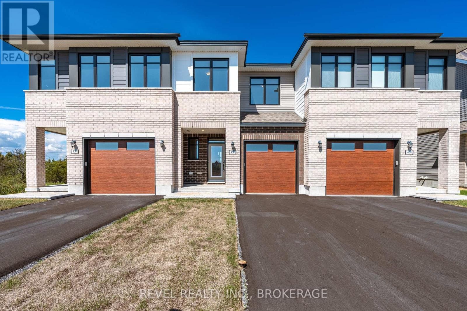 3 bed 3 bath single family at 456 BUCKTHORN DRIVE — $675,550