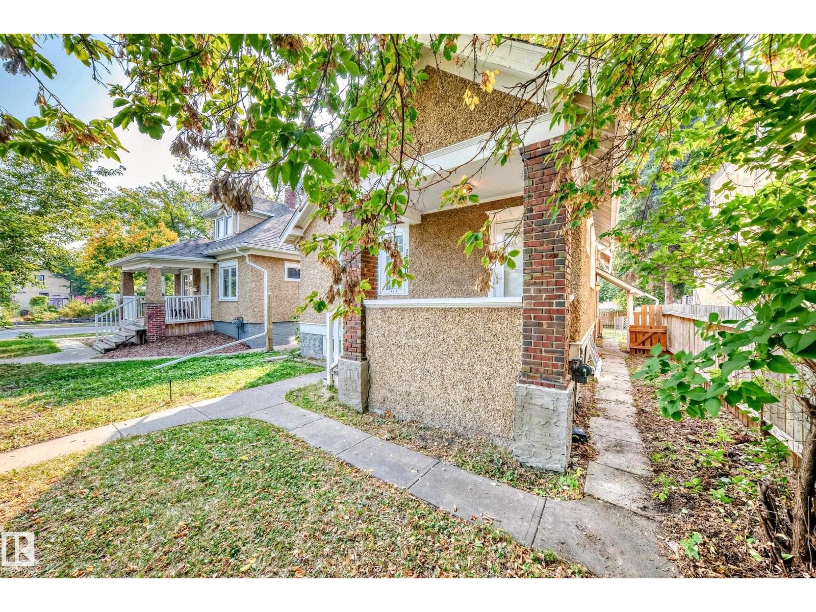 12605 107 AV NW — photo 3