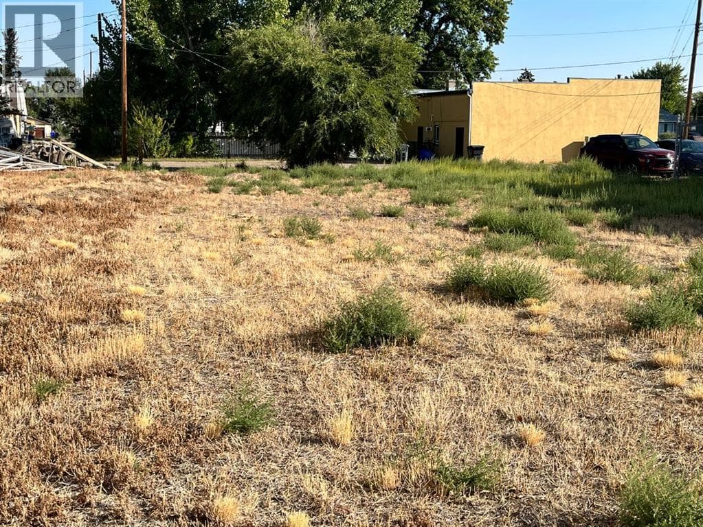 212 5th Avenue W — photo 2