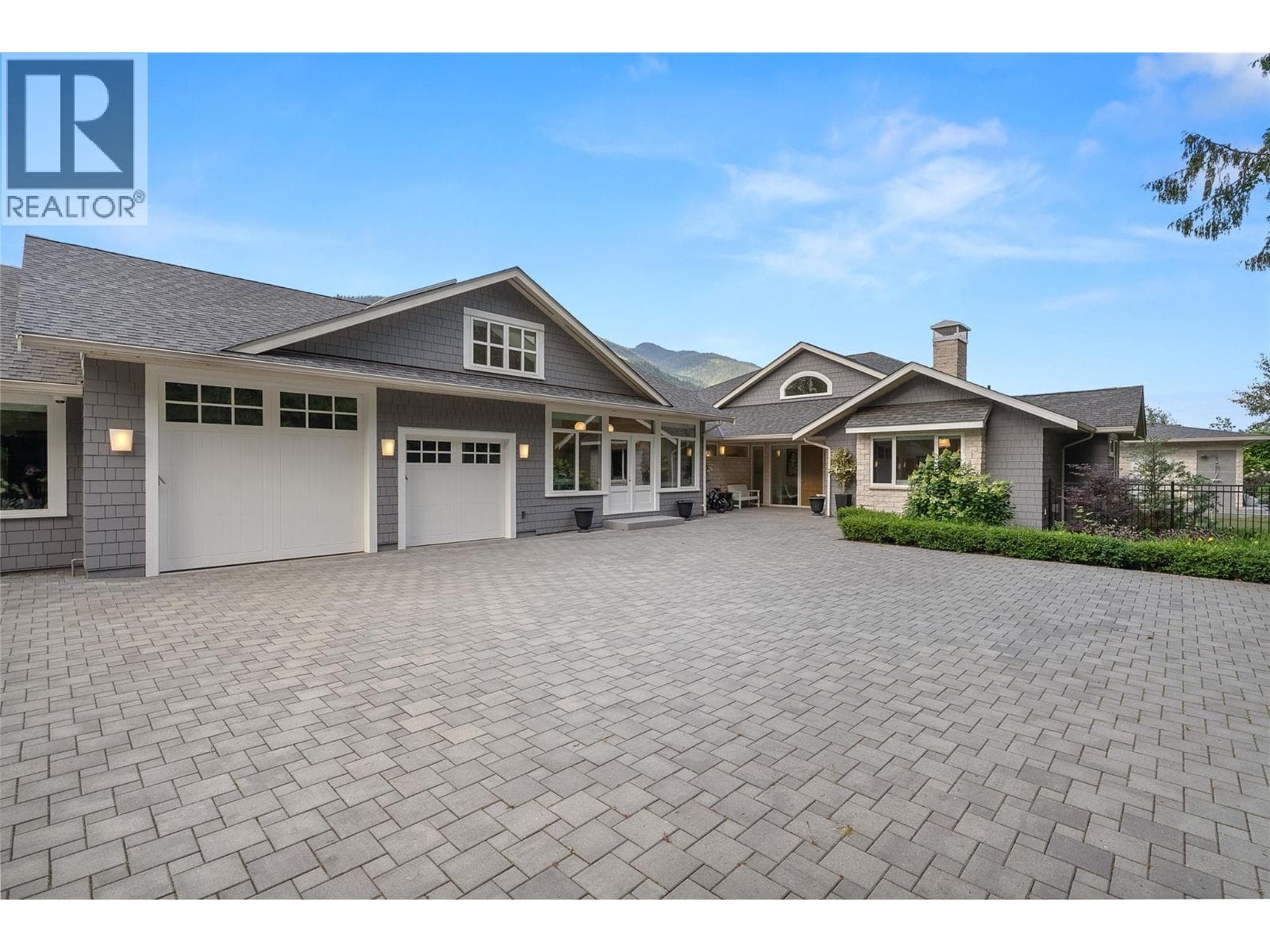 5 bed 5 bath single family at 2506 Welch Place — $4,999,000
