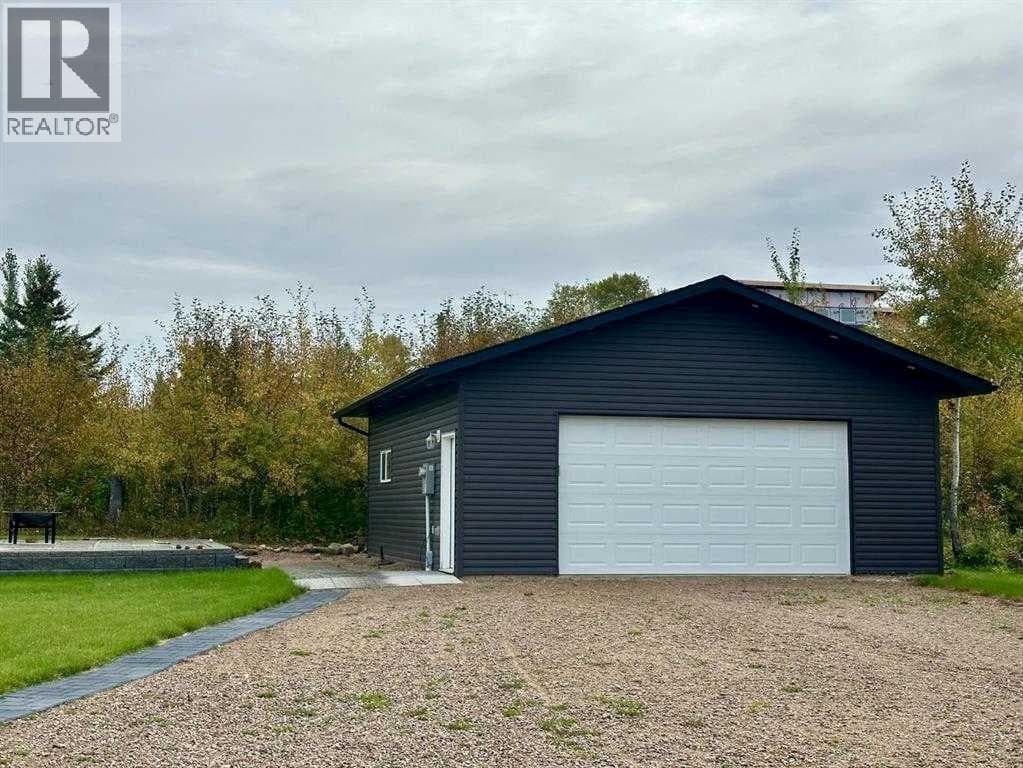 534 Larch Street — photo 3