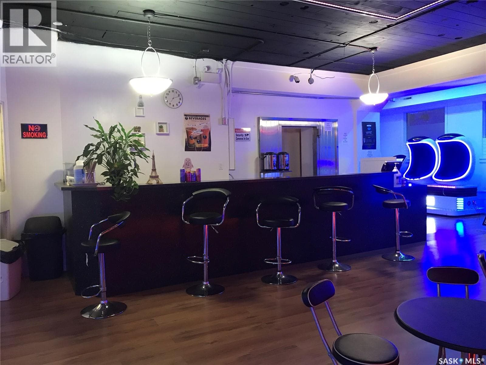 912 Broadway AVENUE — photo 4