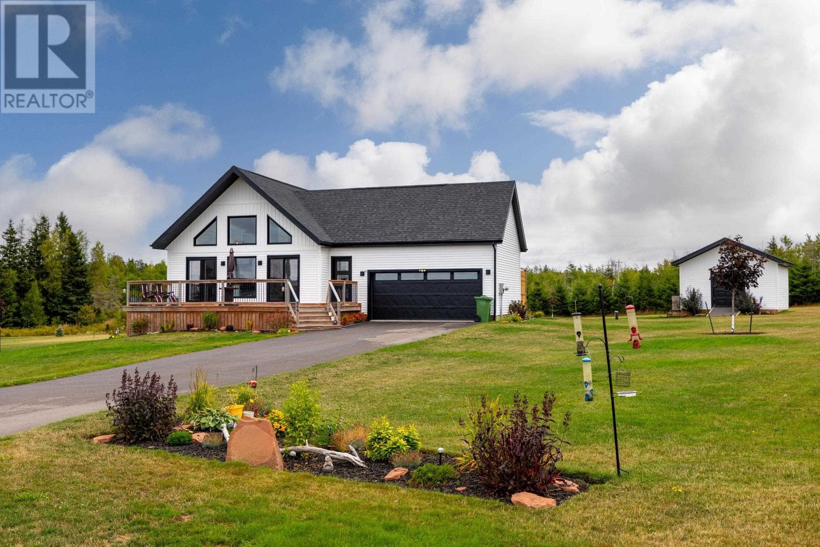 24 Connor Drive photo 2