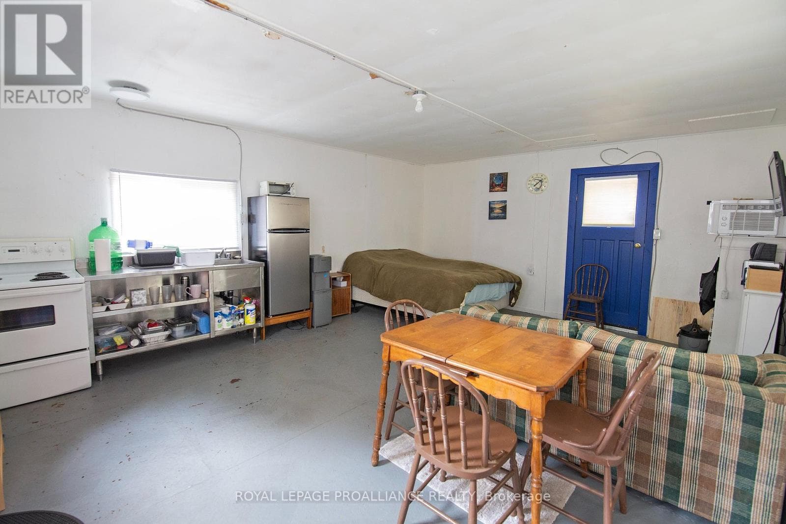 112 LITTLE FINCH LAKE ROAD photo 4