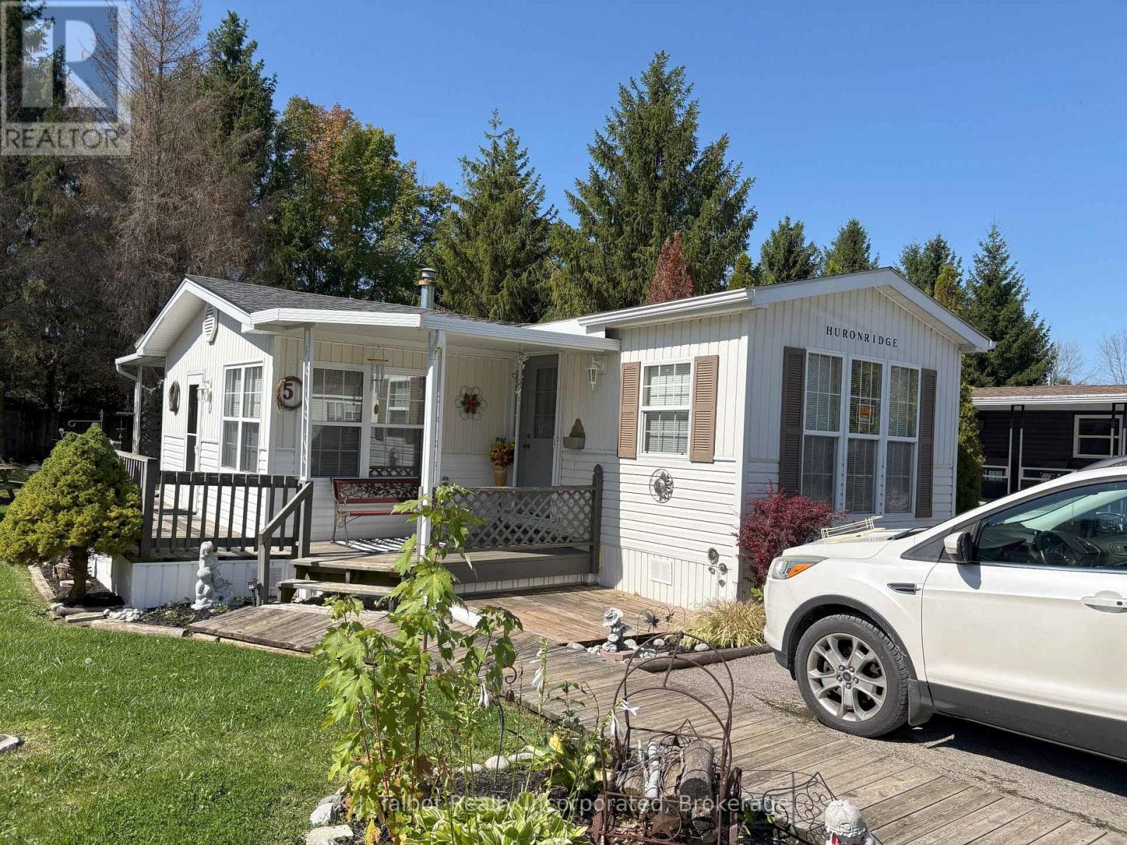 1 bed 1 bath single family at 77719 BLUEWATER HWY - 5 STARBOARD STREET — $159,900