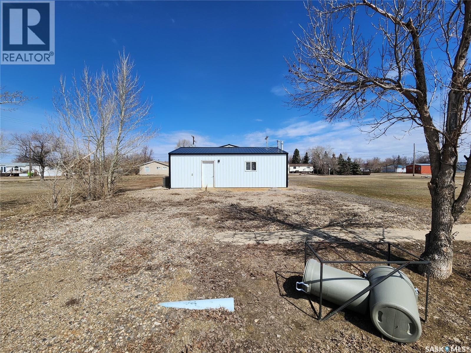 303 N Railway AVENUE — photo 3