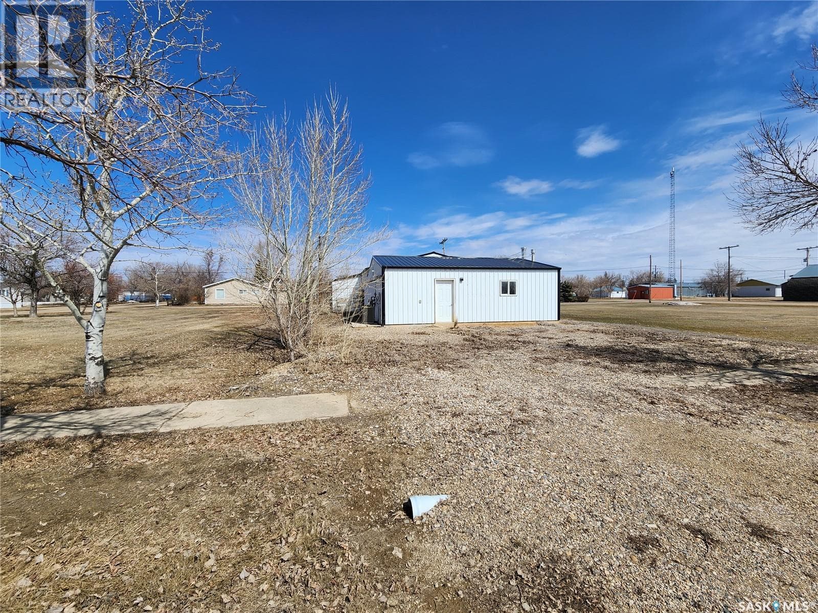 303 N Railway AVENUE — photo 4