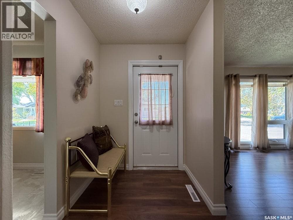 568 Poplar CRESCENT — photo 5