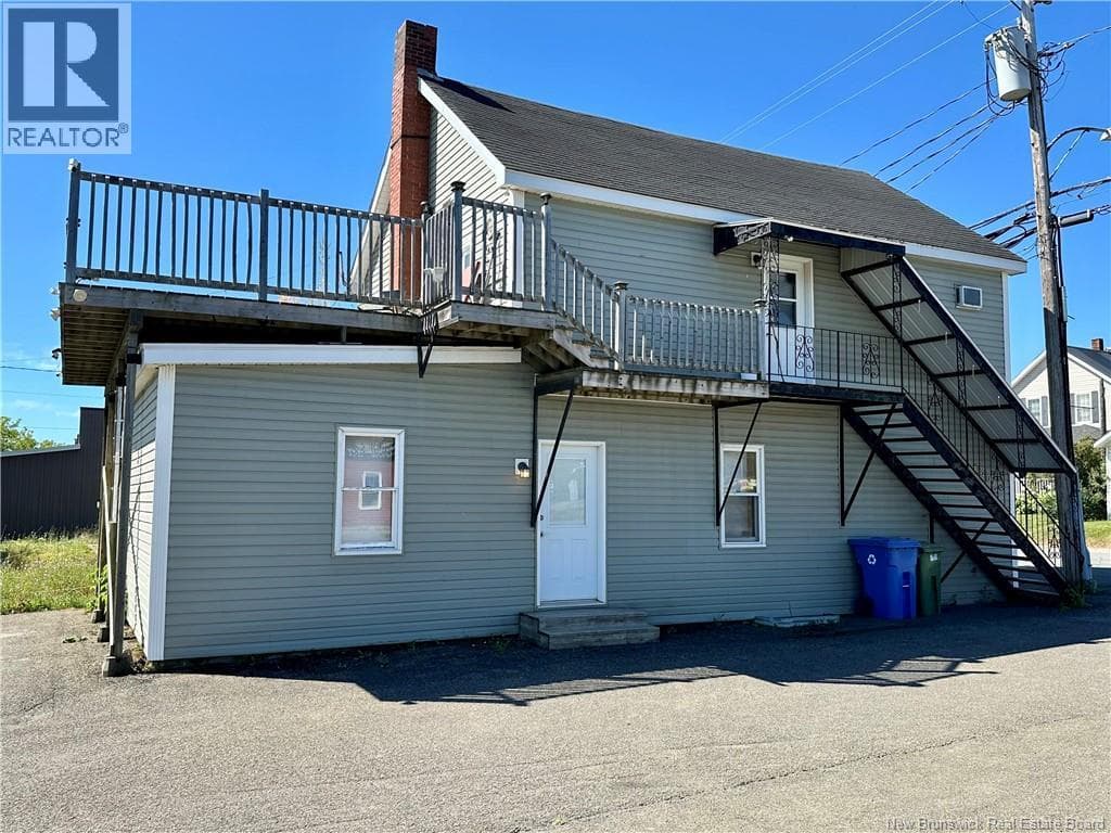 240 Main Street photo 5