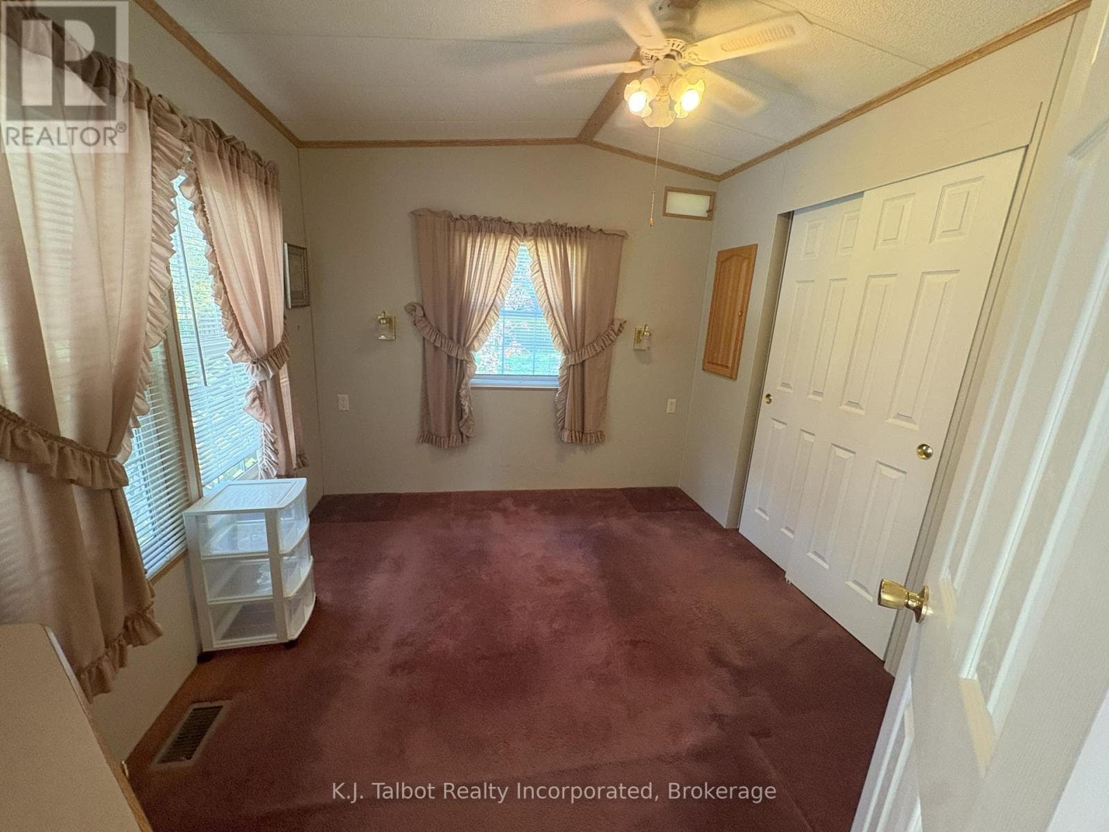 77719 BLUEWATER HWY - 5 STARBOARD STREET photo 4