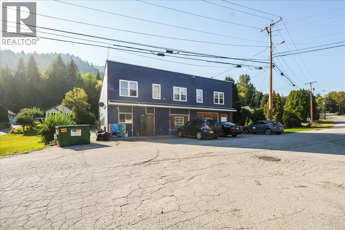 156 Haig Street photo 2