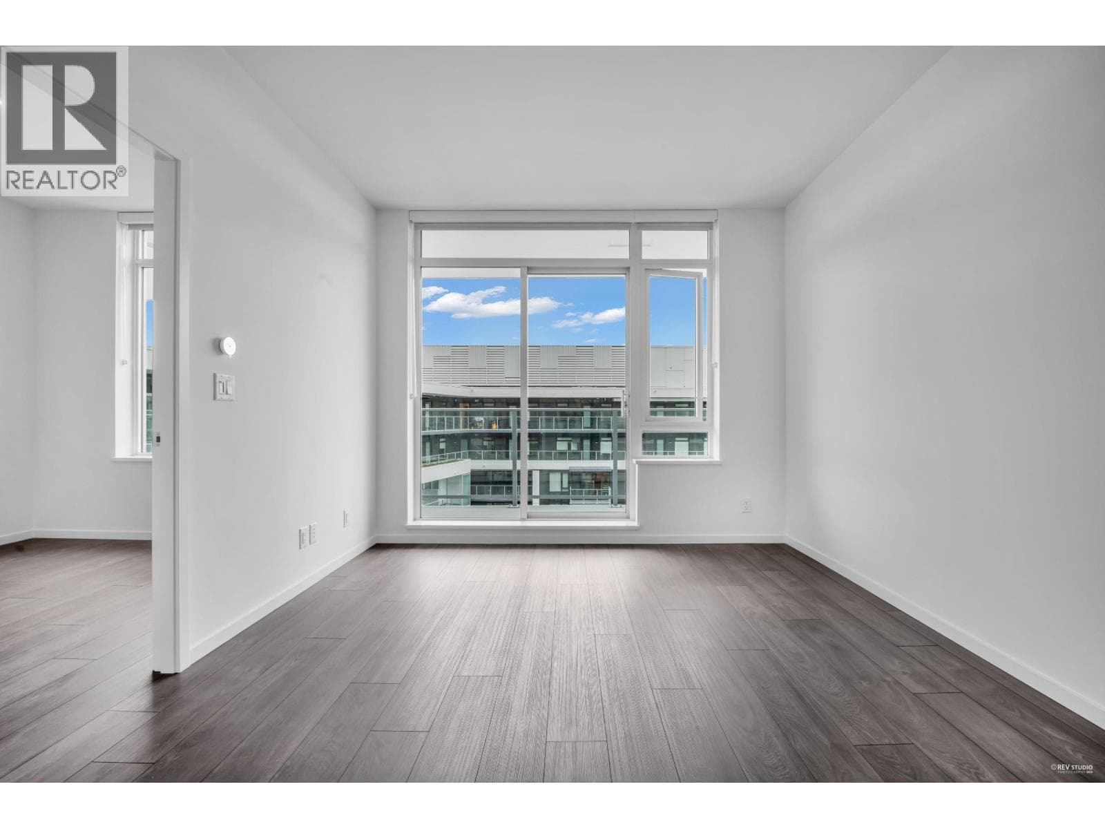 1108 6500 MINORU BOULEVARD photo 4