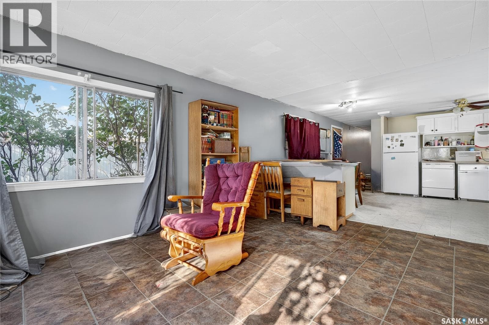79 Spruce STREET photo 4