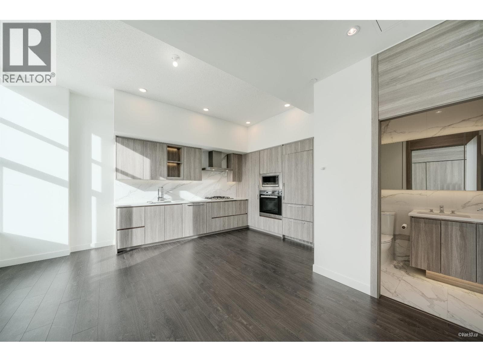 TH-03 8555 CAPSTAN WAY photo 2