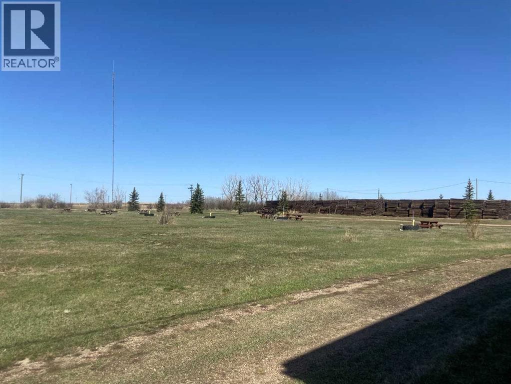 102 2 Avenue SW — photo 3