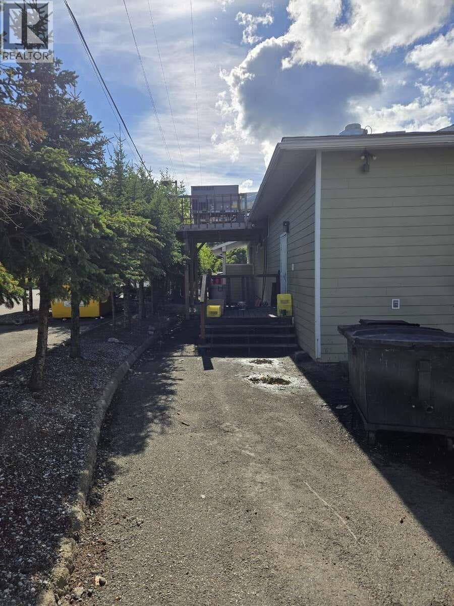 1538 S 97 HIGHWAY photo 4