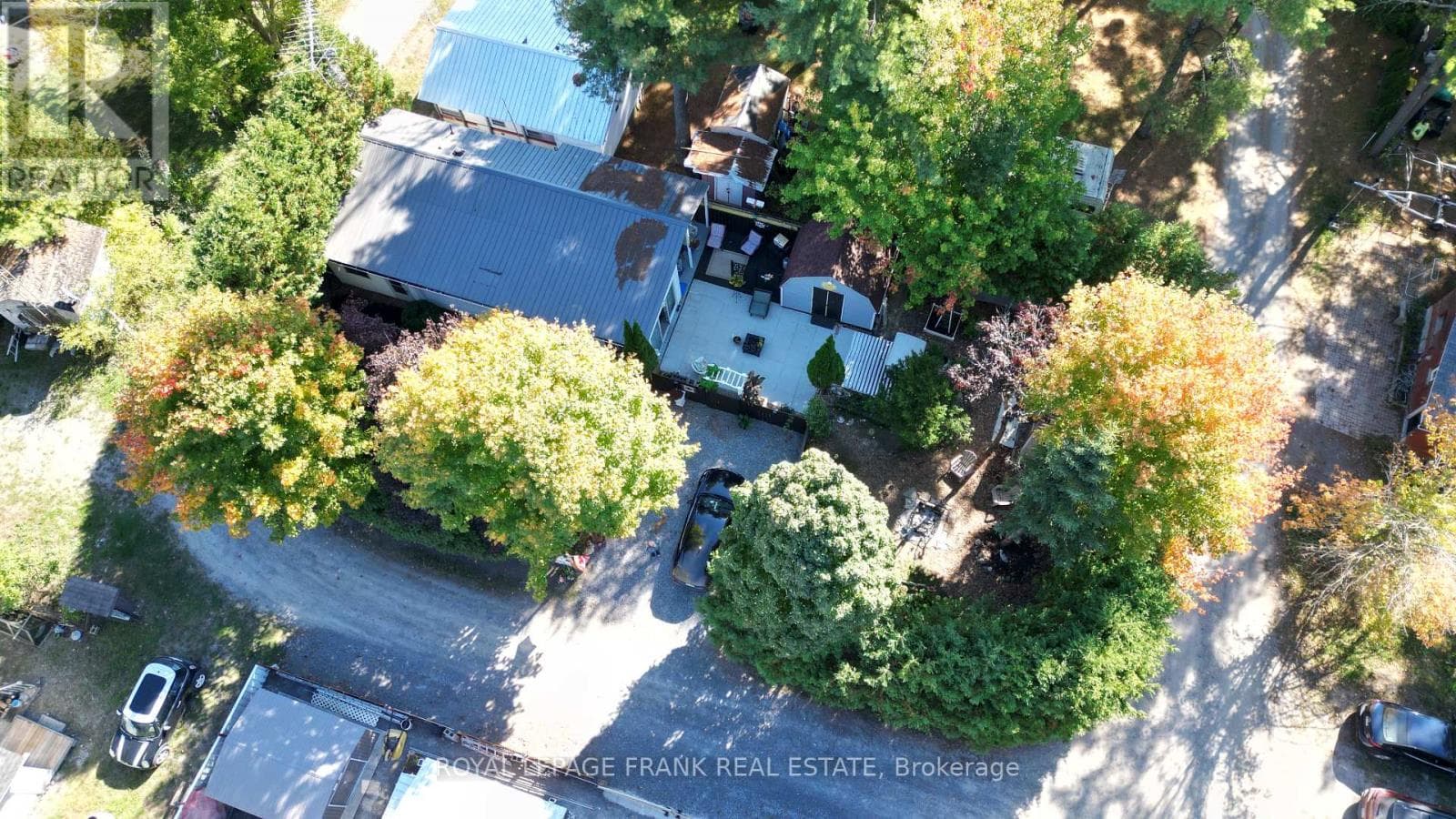 245 - 248 PINNACLE HILL ROAD photo 4